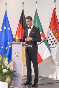 Golden Hour Empfang beim Deutschen Fernsehpreis in Köln