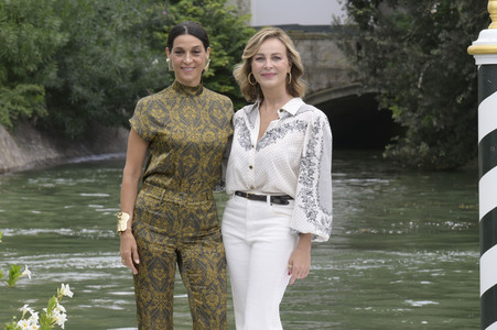 Ankunft von Donatella Finocchiaro und Violante Placido am Hotel Excelsior, Internationale Filmfestspiele von Venedig 2026