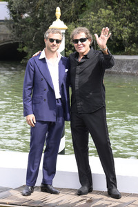 Ankunft von Francesco Carrozzini und Renzo Rosso am Hotel Excelsior, Internationale Filmfestspiele von Venedig 2026