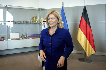 Bundestagspräsidentin Julia Klöckner empfängt den Staatspräsidenten der Vereinigten Arabischen Emirate in Berlin
