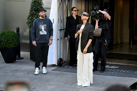 Céline Dion auf dem Weg zur ihrem Konzert in Paris