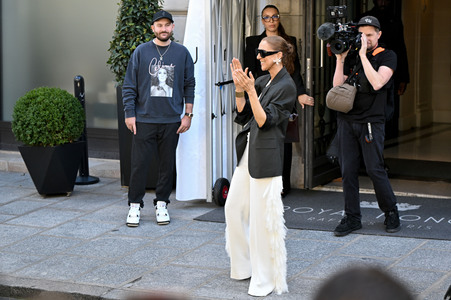Céline Dion auf dem Weg zur ihrem Konzert in Paris