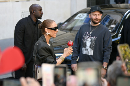Céline Dion auf dem Weg zur ihrem Konzert in Paris