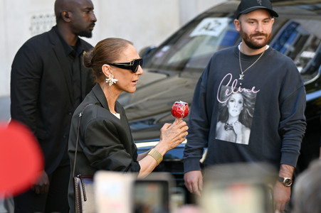 Céline Dion auf dem Weg zur ihrem Konzert in Paris