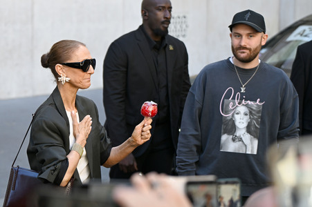 Céline Dion auf dem Weg zur ihrem Konzert in Paris