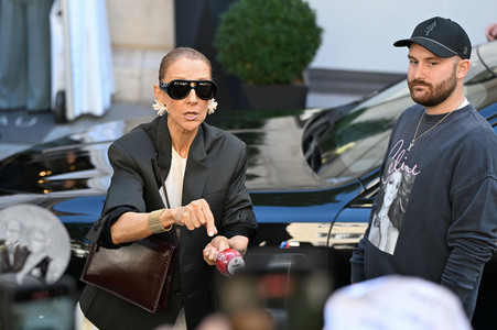 Céline Dion auf dem Weg zur ihrem Konzert in Paris