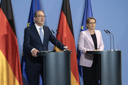 58. Kabinettssitzung des Bundeskabinetts in Berlin