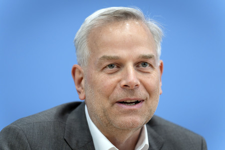 Bundespressekonferenz 'AfD - Auswirkungen der Landtagswahlen in Berlin und Mecklenburg-Vorpommern auf die Bundespolitik' in Berlin