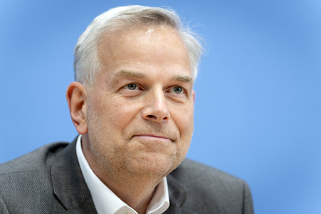 Bundespressekonferenz 'AfD - Auswirkungen der Landtagswahlen in Berlin und Mecklenburg-Vorpommern auf die Bundespolitik' in Berlin