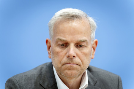 Bundespressekonferenz 'AfD - Auswirkungen der Landtagswahlen in Berlin und Mecklenburg-Vorpommern auf die Bundespolitik' in Berlin