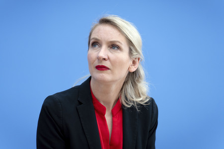 Bundespressekonferenz 'Die Linke - Auswirkungen der Landtagswahlen in Berlin und Mecklenburg-Vorpommern auf die Bundespolitik' in Berlin