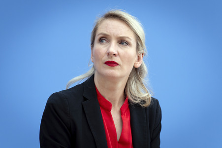 Bundespressekonferenz 'Die Linke - Auswirkungen der Landtagswahlen in Berlin und Mecklenburg-Vorpommern auf die Bundespolitik' in Berlin