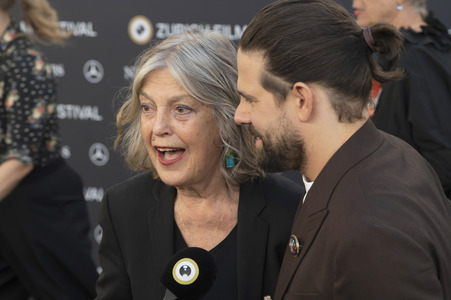 Filmpremiere 'Frau Winkler verlässt das Haus', Zurich Film Festival 2026