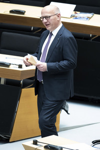 1. Plenarsitzung des neuen Berliner Abgeordnetenhauses in Berlin