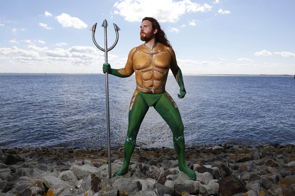 GEEK ART: Aquaman und Nixe / Aquaman and Mermaid Bodypainting