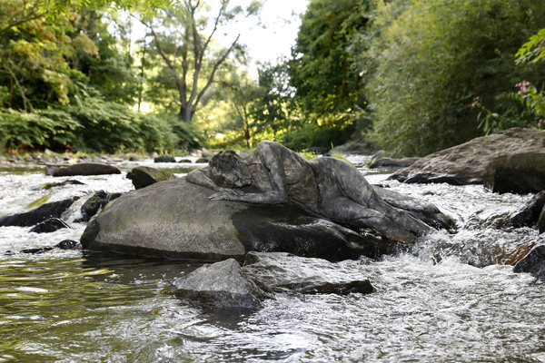 NATURE ART: Stein im Fluss / Stone in a River Bodypainting