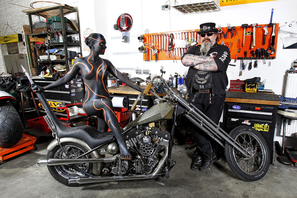 WORKING ART: Zweiradmechaniker