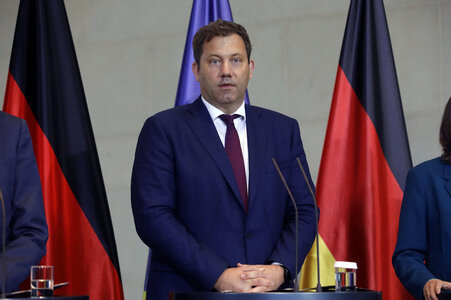 Treffen des Bundeskanzlers mit Vertretern der Automobilindustrie in Berlin