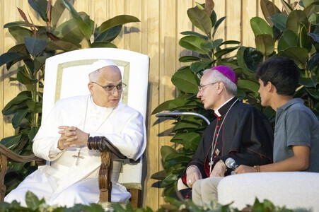 Papst Leo XIV. bei einer Gebetswache in Madrid