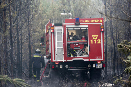 Waldbrandbekämpfung bei Treuenbrietzen