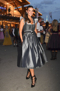 Almauftrieb beim Oktoberfest 2025 in München