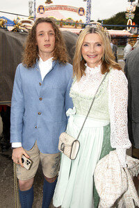 Regines Damenwiesn beim Oktoberfest 2025 in München