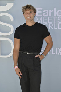 Seriepremiere 'Earle Meets World' in Los Angeles