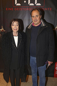 Theaterpremiere '2:22 - Eine Geistergeschichte' in Berlin