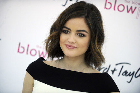 BlowPro Launch  mit Lucy Hale in New York