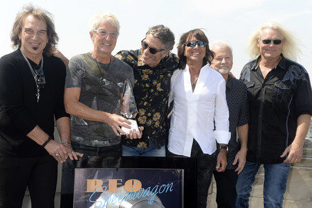 RIAA Diamond Award Verleihung an REO Speedwagon in New York