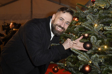 Premiere des 14. Roncalli Weihnachtscircus in Berlin