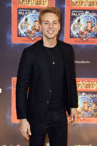 Weltpremiere 'Spiel mit der Zeit' in Berlin
