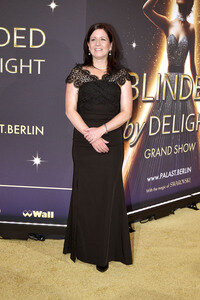 Weltpremiere der 'Blinded by Delight' Grand Show 2025 in Berlin