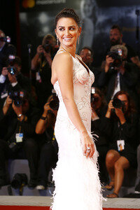 'Loving Pablo' Premiere, 74. Internationale Filmfestspiele von Venedig
