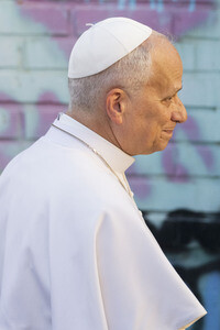 Papst Leo XIV. besucht das Cedia 24 Horas in Madrid