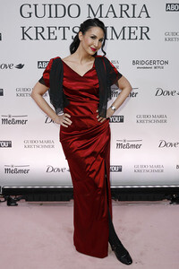 Guido Maria Kretschmer for Bridgerton 'The Regency Dinner' in Hamburg