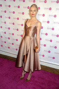 Kate Bosworth präsentiert ACZONE Gel in  New York