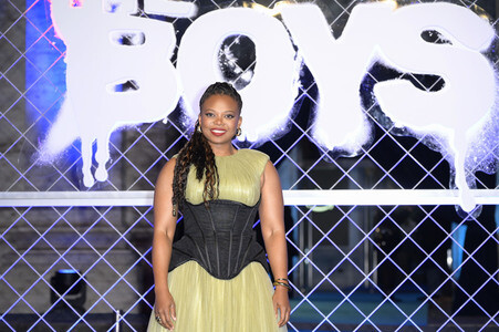 Season 5 Premiere 'The Boys' in Rom