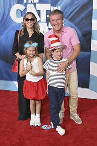 Filmpremiere 'Der Kater mit Hut' in Burbank