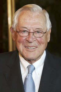 90. Geburtstag des ehemaligen Bürgermeisters Klaus von Dohnanyi in Hamburg
