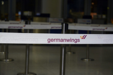 Flughafen Düsseldorf nach Flugzeugunglück