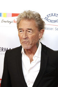 Goldene Bild der Frau 2025 in Hamburg