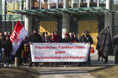 Neonazi Demonstration gegen Flüchtlingsheime, Frankfurt/Oder