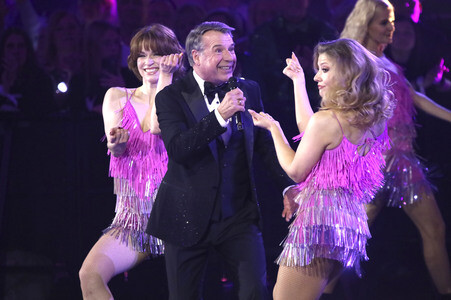 TV-Show 'Silvester-Schlagerbooom 2026 live - Die Wunderlichtershow!' in München