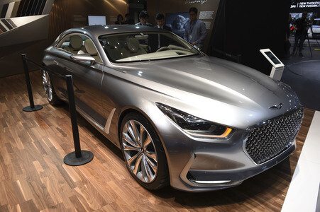 Zweiter Pressetag auf der IAA 2015 in Frankfurt