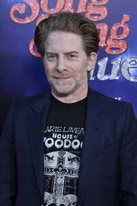 Closing Ceremony und Filmpremiere 'Song Sung Blue', AFI Fest 2025 in Los Angeles