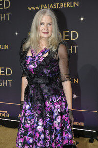 Weltpremiere der 'Blinded by Delight' Grand Show 2025 in Berlin