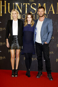 Photocall zu 'The Huntsman & the Ice Queen' in Hamburg