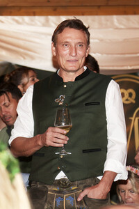 Cathy Hummels Wiesn-Bummel beim Oktoberfest 2026 in München