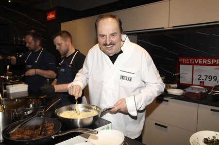 XXXLutz Pre-Shopping Event in Rangsdorf